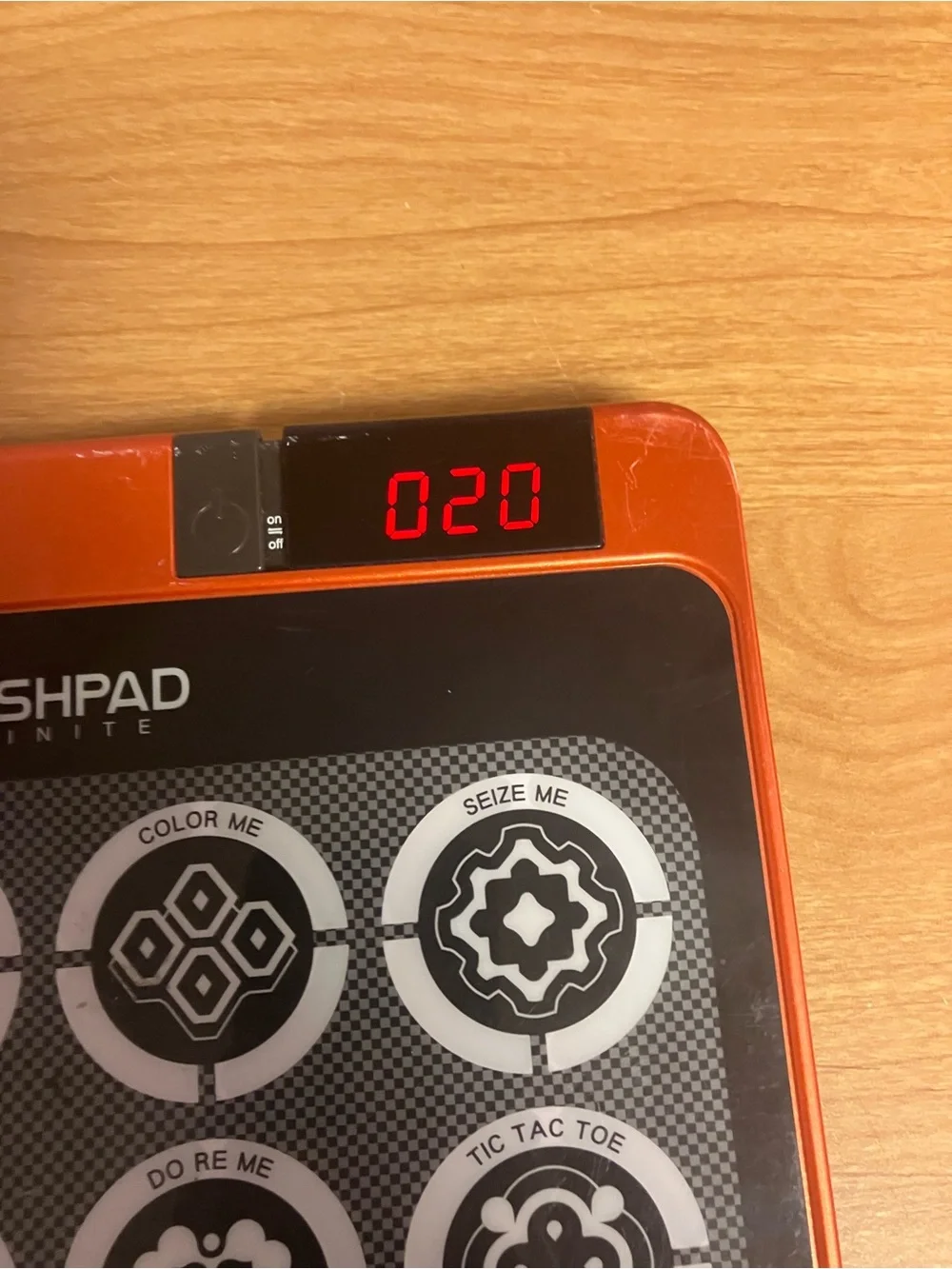 Infinite Electronic Memory Game - Pink and Orange flashpad